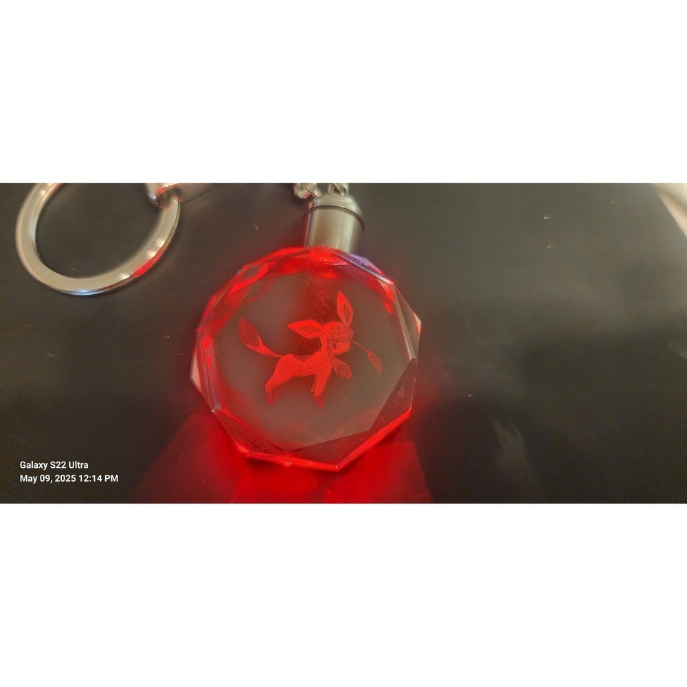 Pokemon Glaceon Crystal Keychain LED Light Up Keyring Anime Charm Gift - Picture 6 of 6